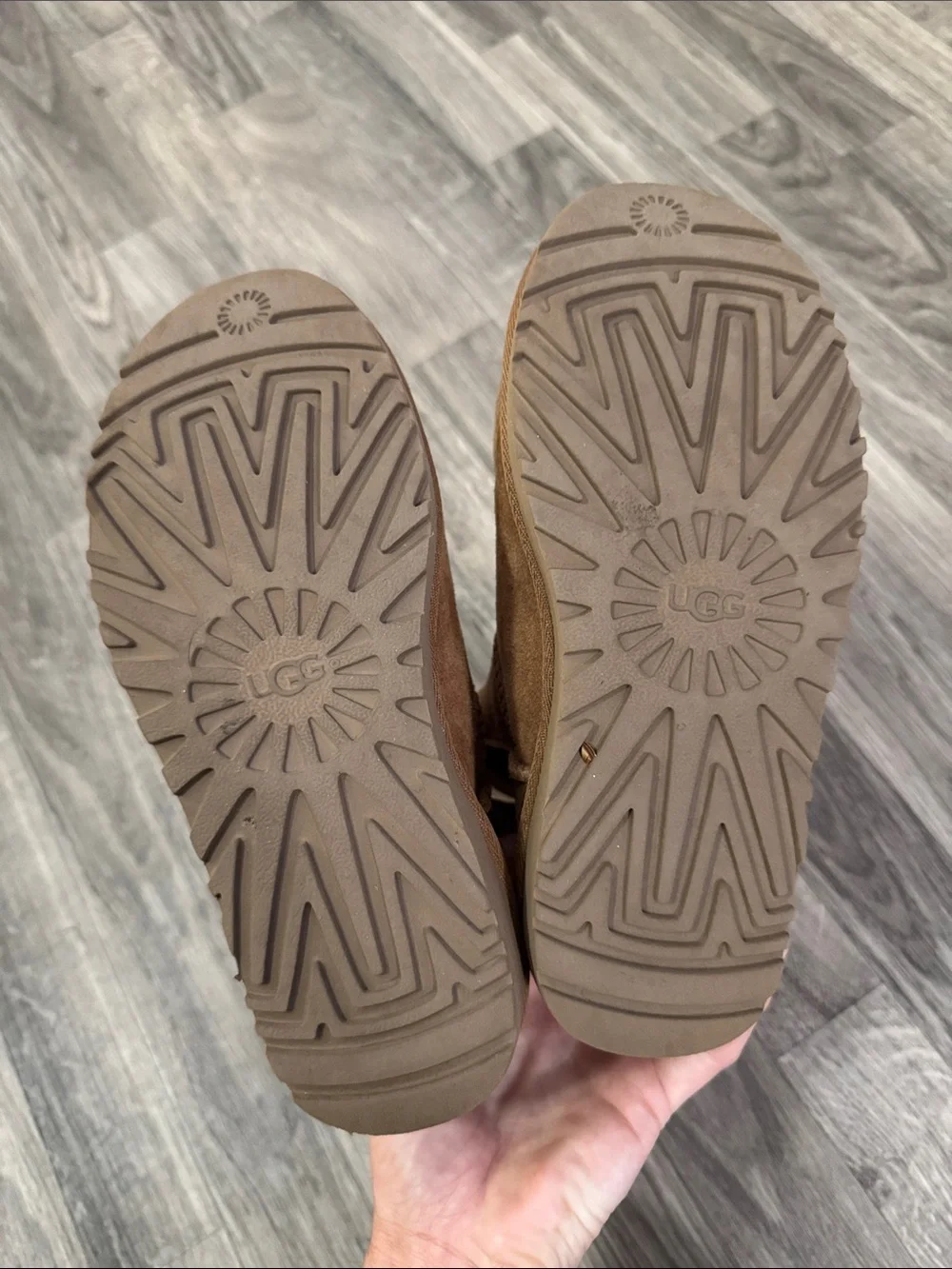 Ugg boots women’s sz 5